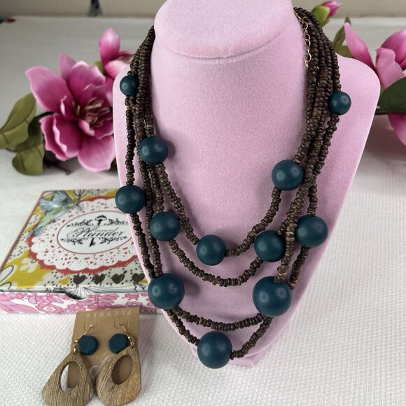 Plunder Design Fashion Jewelry Boutique  Boho Necklace Earrings Set New - Picture 1 of 9
